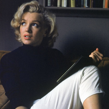 Marilyn Monroe Biography: About All